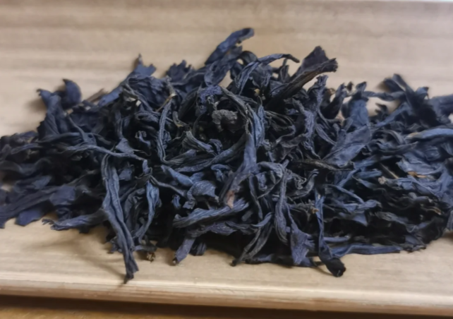 Wuyi Mountain Superior Smoked Zheng Shan Xiao Zhong Black Tea - 4