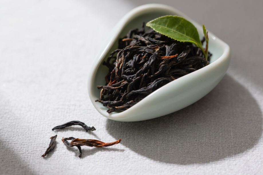 Wuyi Mountain Black Tea · Premium Old Tree Zhengshan Xiaozhong-2 Wuyi Mountain Black Tea · Premium Old Tree Zhengshan Xiaozhong-2