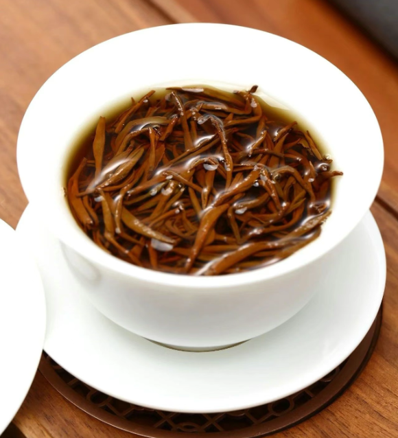 Chinese Black Tea · Premium Pine Aroma Jin Jun Mei 500g