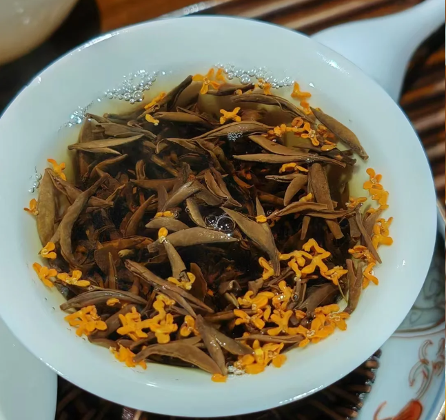 Premium Organic Black Tea · Osmanthus Jin Jun Mei - 2