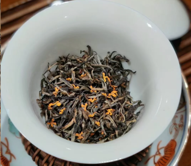 Premium Organic Black Tea · Osmanthus Jin Jun Mei - 4